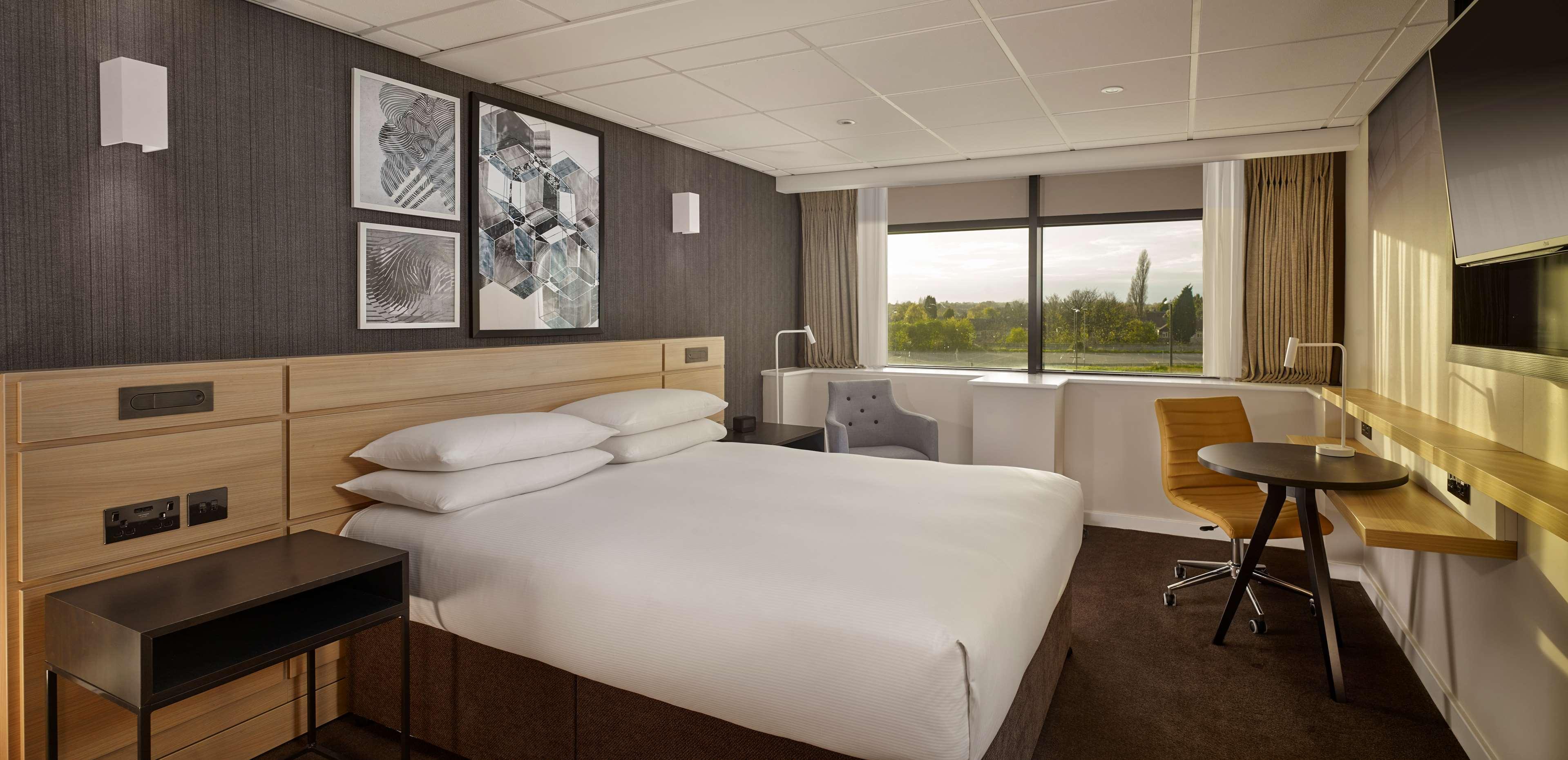 Hotel Doubletree By Hilton Coventry Building Society Arena Exterior foto